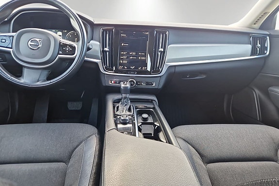 Volvo V90 6 of 12