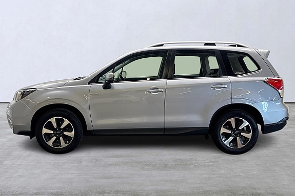 Subaru Forester 2 of 5