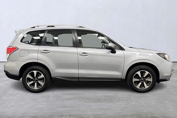 Subaru Forester 3 of 5