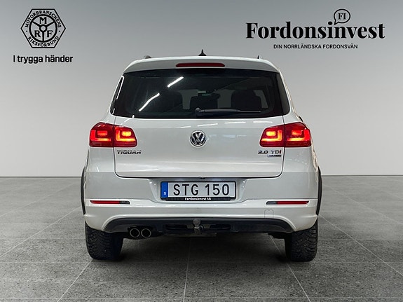 Volkswagen Tiguan 4 of 5