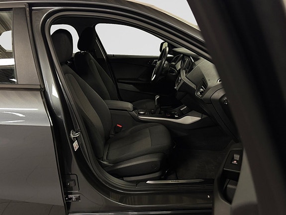 BMW 118i 23 of 25