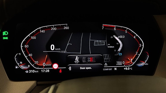 BMW 118i 16 of 25