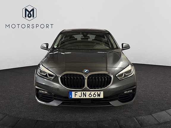 BMW 118i 10 of 25