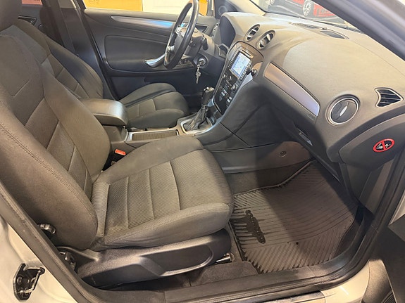 Ford Mondeo 9 of 20