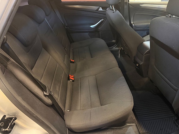 Ford Mondeo 19 of 20