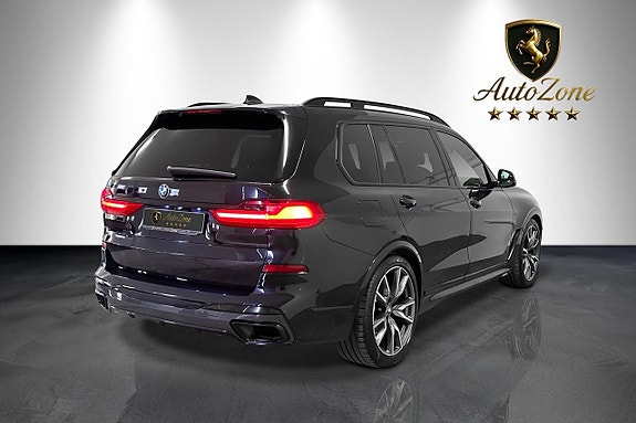 BMW X7 9 of 30