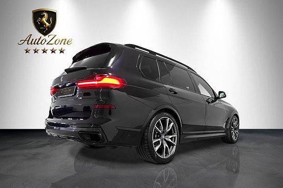 BMW X7 10 of 30