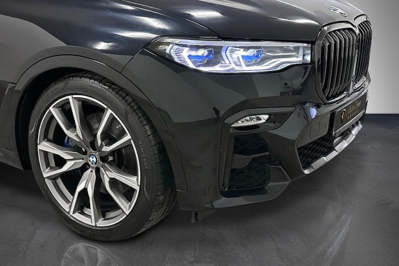 BMW X7 6 of 30