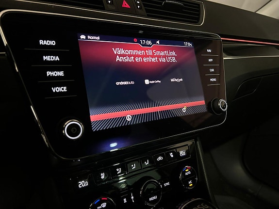 Skoda Superb 18 of 25