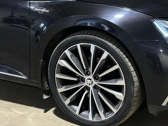 Skoda Superb 10 of 25