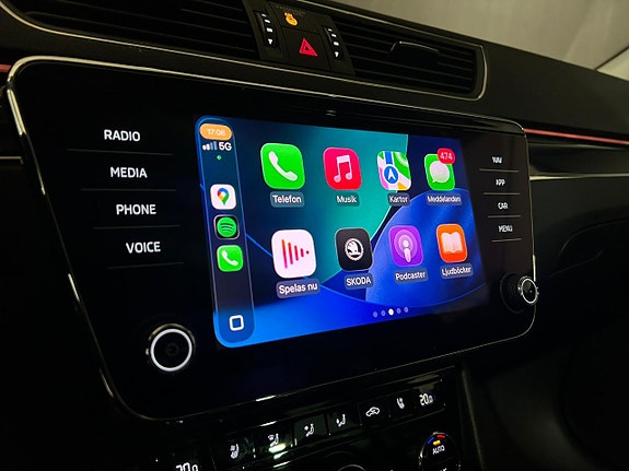 Skoda Superb 16 of 25