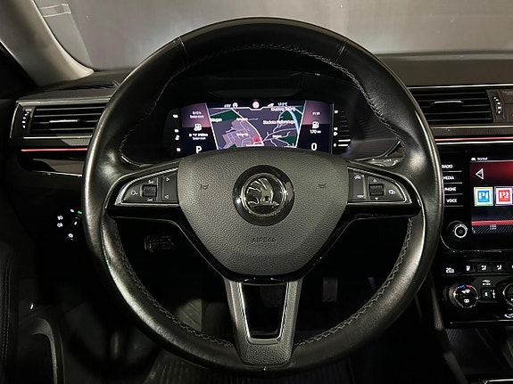 Skoda Superb 14 of 25