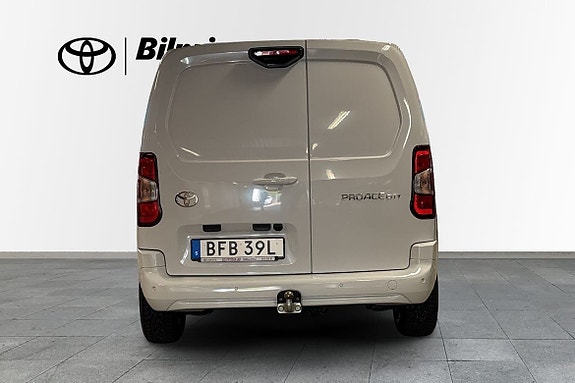 Toyota Proace City 4 of 5