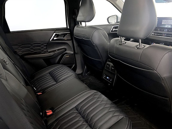 Mitsubishi Outlander 15 of 18
