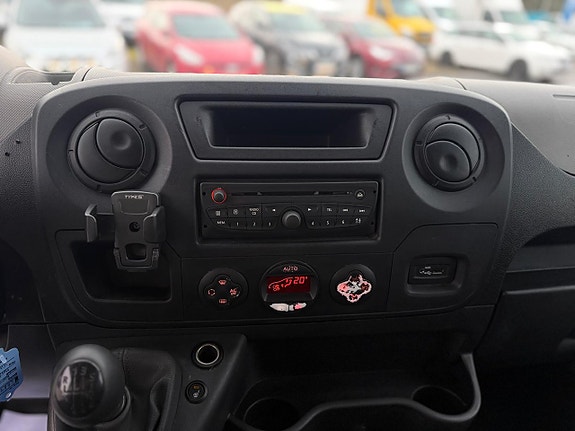 Renault Master 8 of 20