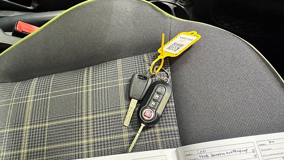 Fiat 500 15 of 17