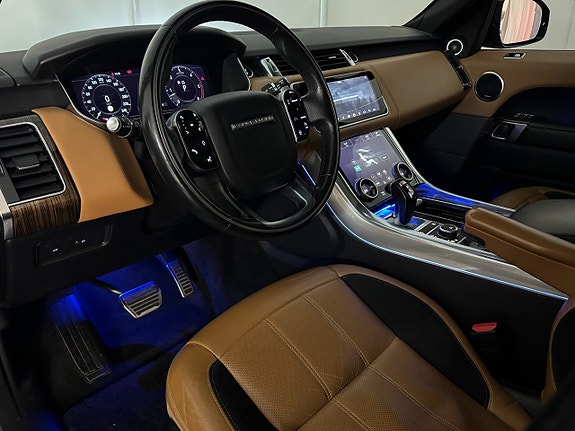 Land Rover Range Rover Sport 8 of 23