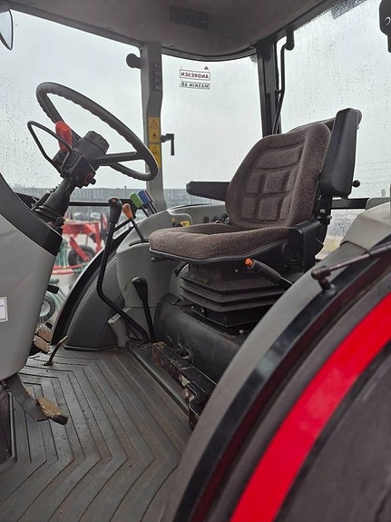 Massey Ferguson HTR MF 3650 6 of 9