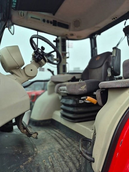 Massey Ferguson WB MF 6614 9 of 11