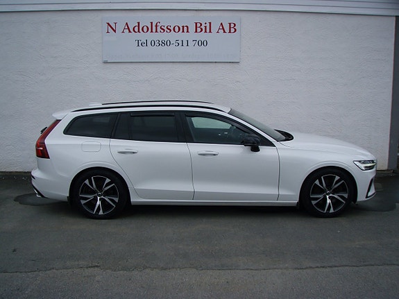 Volvo V60 4 of 5