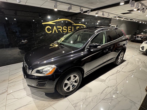 Volvo XC60 2 of 22