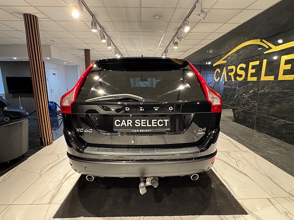 Volvo XC60 5 of 22