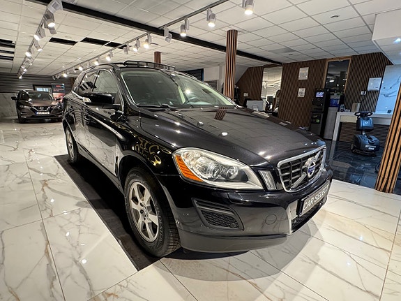 Volvo XC60 7 of 22
