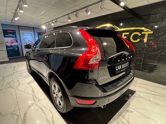 Volvo XC60 4 of 22