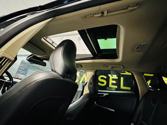 Volvo XC60 17 of 22
