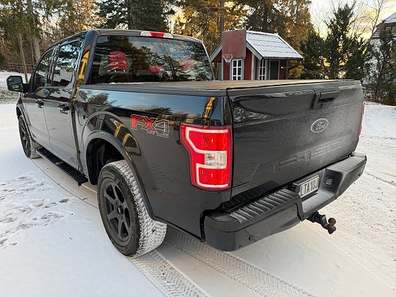 Ford F-150 3 of 5