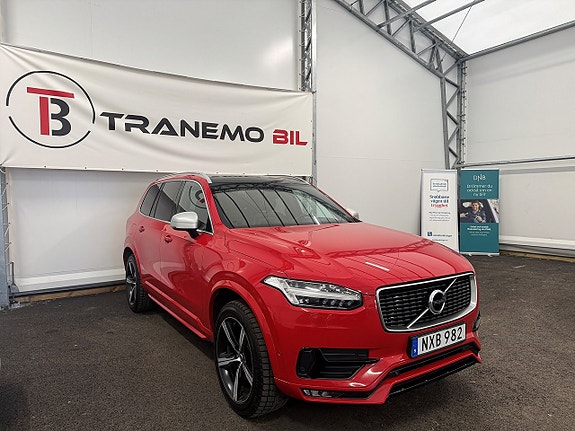 Volvo XC90 3 of 5