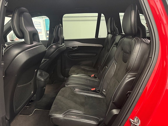 Volvo XC90 12 of 30