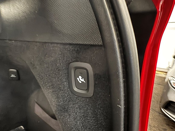 Volvo XC90 15 of 30