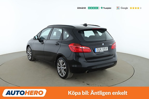 BMW 218i 3 of 5