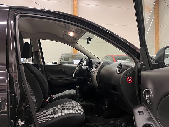 Nissan Micra 10 of 14