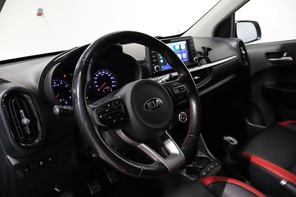 Kia Picanto 7 of 13