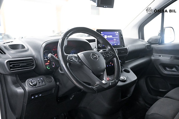 Opel Combo 8 of 18