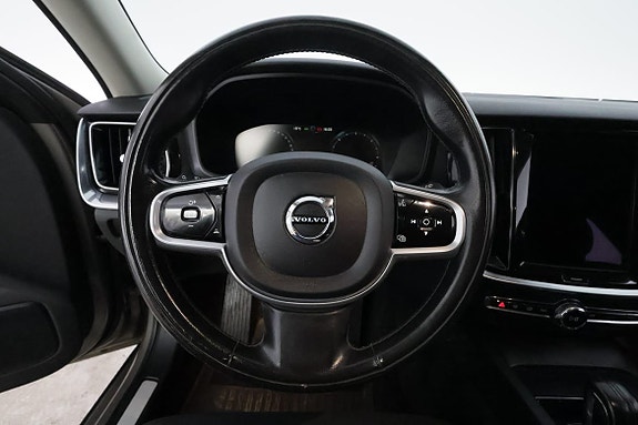 Volvo V60 15 of 28