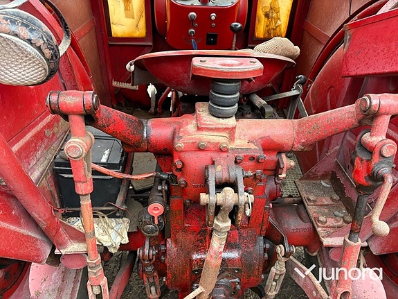 Traktor-BOLINDER-MUNKTELL 19 of 26