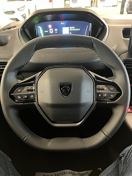 Peugeot e-Partner 10 of 10