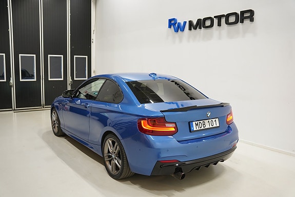 BMW 218 5 of 5