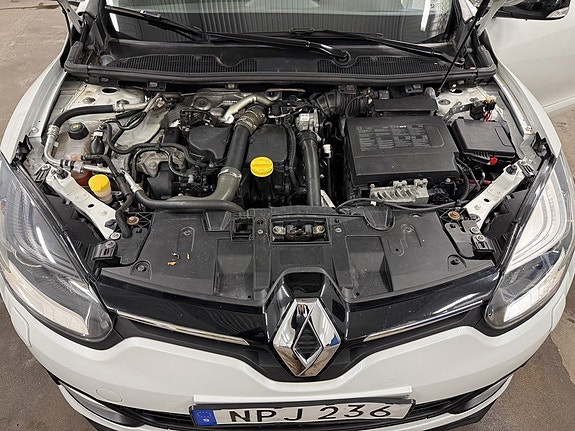 Renault Megane III 21 of 21