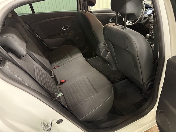 Renault Megane III 9 of 21