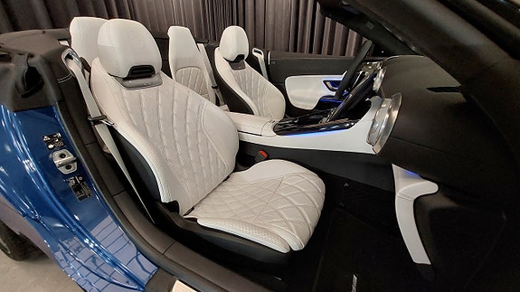 Mercedes-Benz AMG GT 43 13 of 30