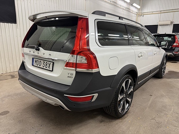 Volvo XC70 4 of 20