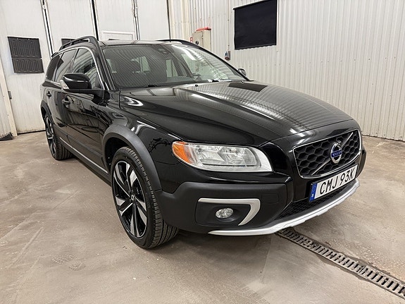 Volvo XC70 3 of 22