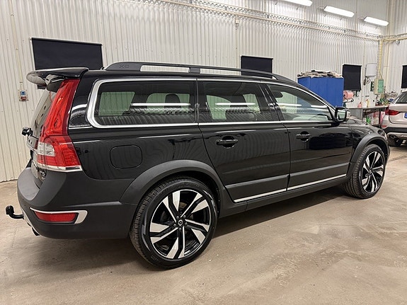 Volvo XC70 6 of 22