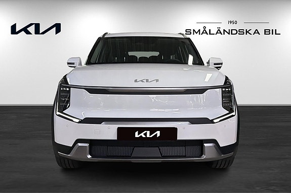 Kia EV9 2 of 5
