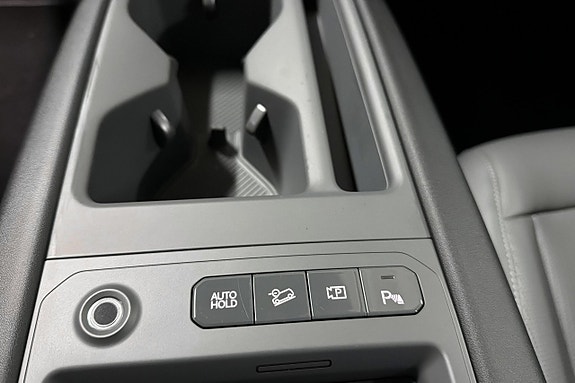 Kia EV9 13 of 21