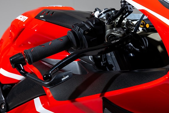 Ducati Superleggera V4 - No. 23 of 500 9 of 10